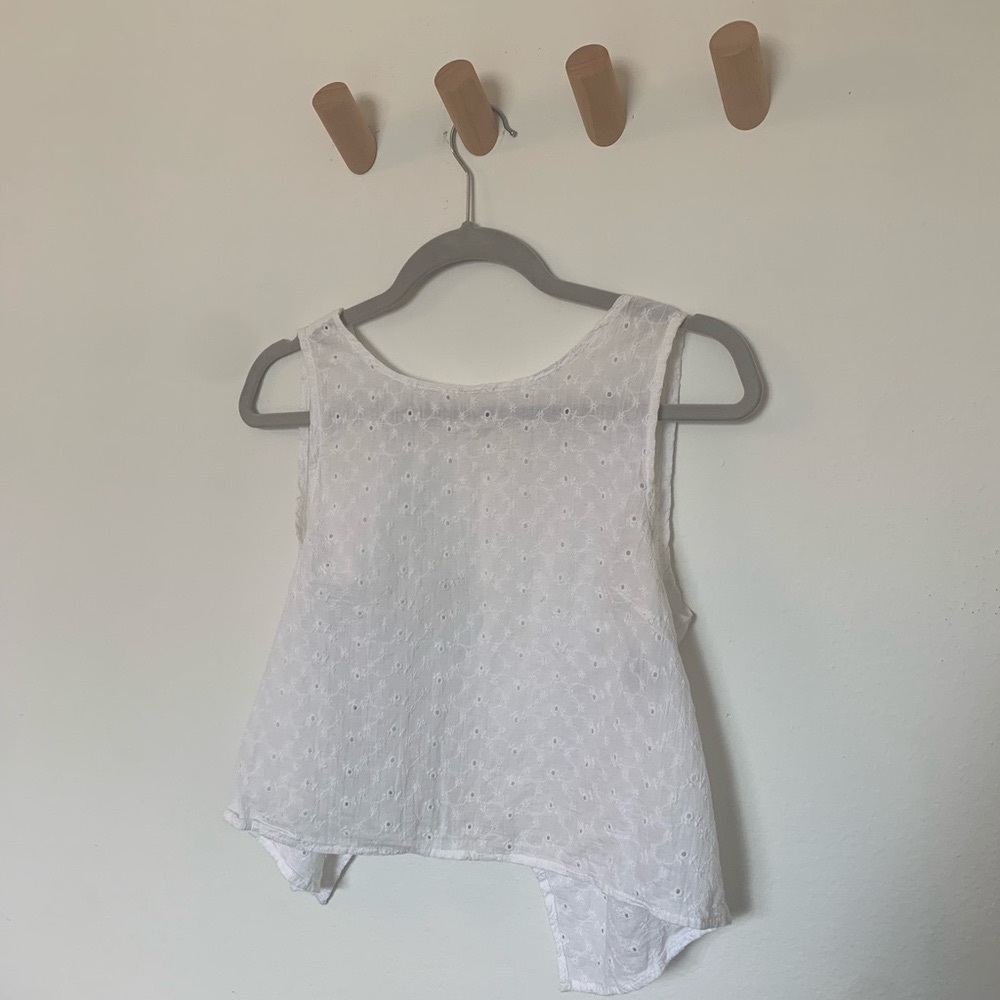 Brandy Melville White Embroidered Blouse
